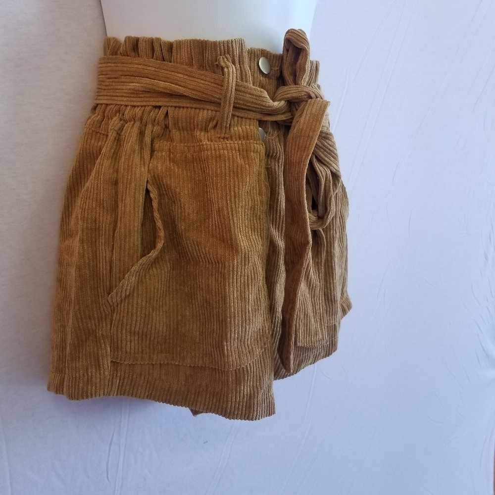 NWT Wild Honey Camel Corduroy Shorts - Picture 4 of 8
